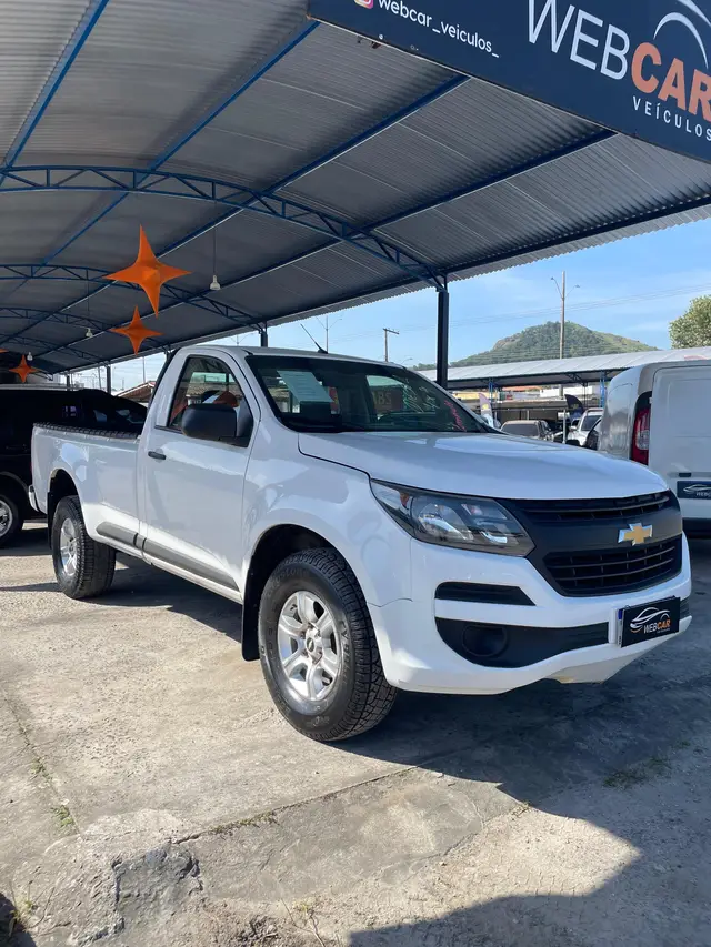 Carro Chevrolet S10 Cabine Simples 2017 S10 2.8 CTDi Cabine Simples LS 4WD
