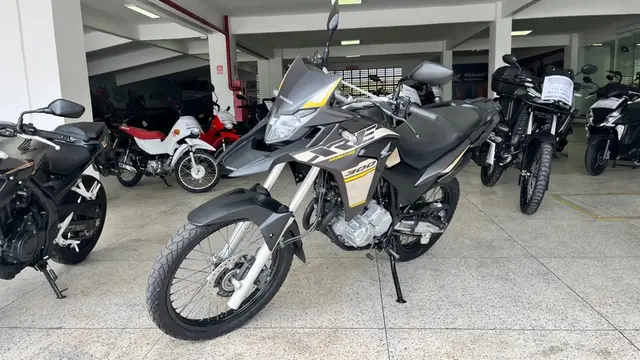 Moto Honda XRE 300 2023 Adventure