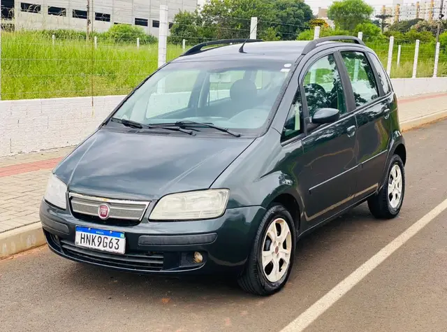 Carro Fiat Idea 2010 ELX 1.4 (Flex)