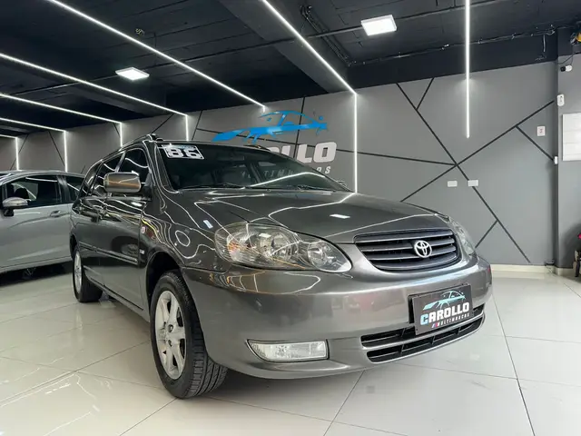 Carro Toyota Fielder 2006 1.8 16V (aut)