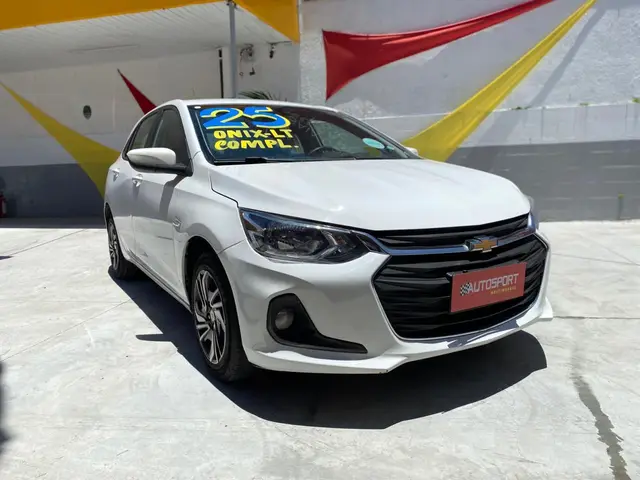 Carro Chevrolet Onix 2025 LT 1.0