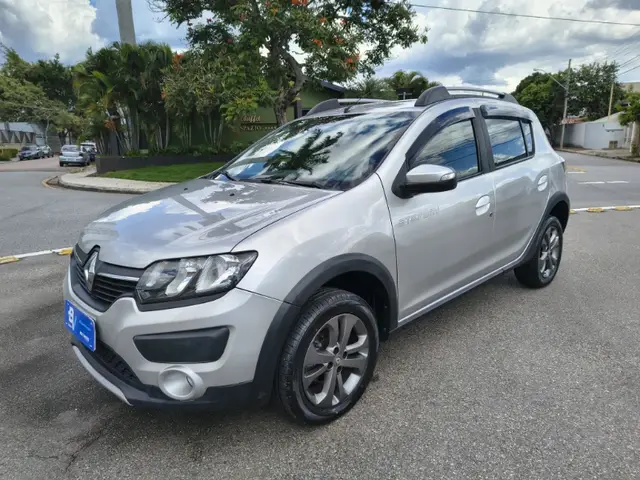 Carro Renault Sandero Stepway 2018 1.6 16V SCe Easy-R (Flex)
