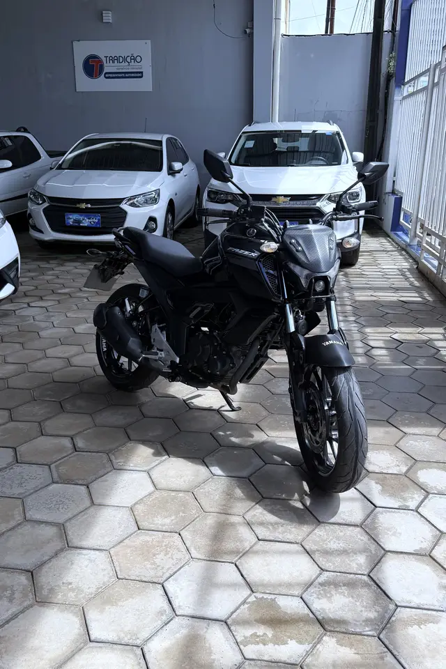 Moto Yamaha Fazer FZ15 2024 ABS