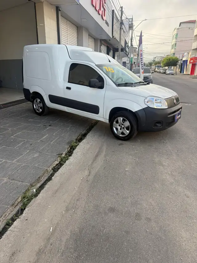 Carro Fiat Fiorino 2018 1.4 Evo Hard Working (Flex)