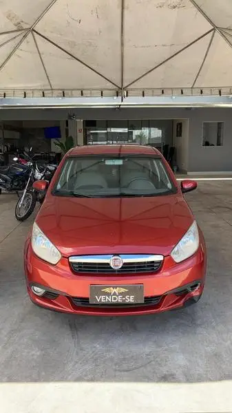 Carro Fiat Siena 2013 Essence 1.6 16V (Flex)