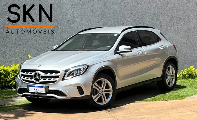 Carro Mercedes-Benz GLA 200 2020 Style 1.6 Turbo (Aut)