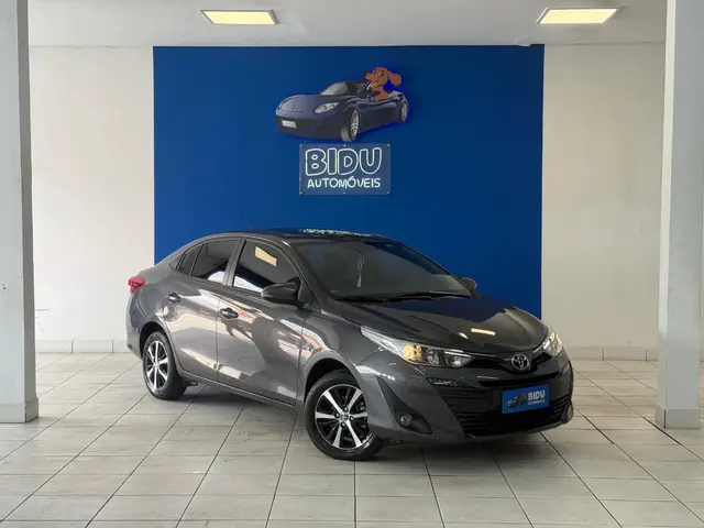 Carro Toyota Yaris Sedan 2022 1.5 XLS Connect CVT (Flex)