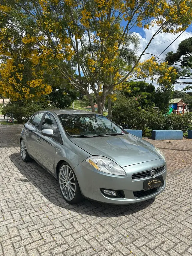 Carro Fiat Bravo 2011 Essence 1.8 16V (Flex)