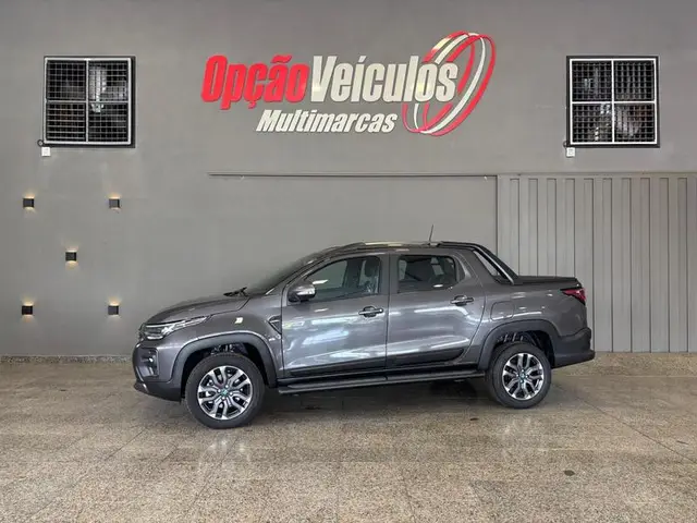 Carro Fiat Strada 2026 Ultra CD 1.0 Turbo