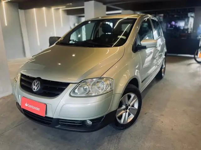 Carro Volkswagen Fox 2010 Plus 1.0 8V (Flex)