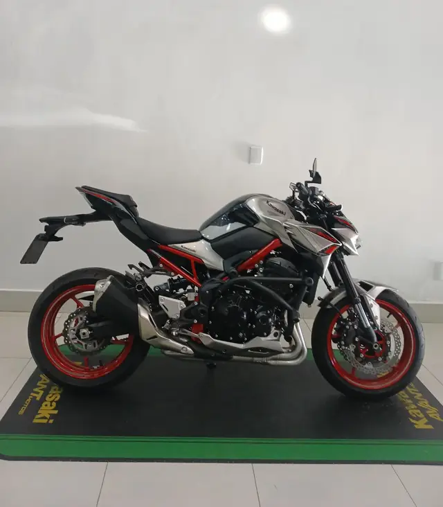 Moto Kawasaki Z 900 2023 Z 900