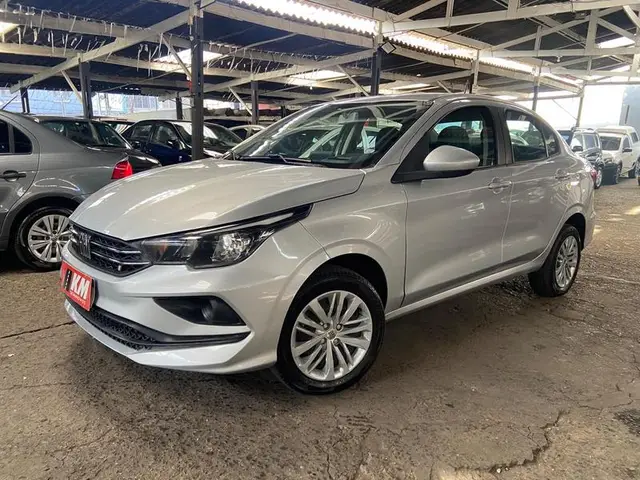 Carro Fiat Cronos 2023 Drive 1.0 (Flex) MT