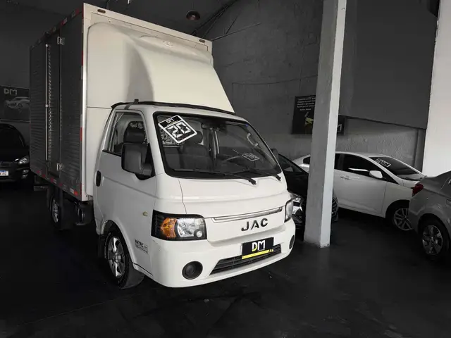 Carro JAC V260 2020 2.0