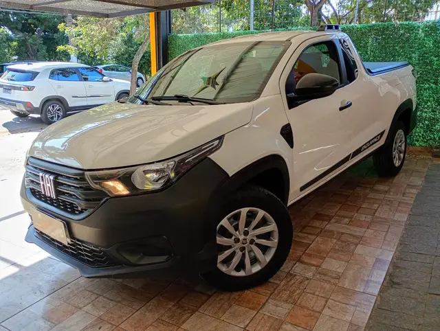 Carro Fiat Strada 2024 Endurance 1.3 Flex 8V CS