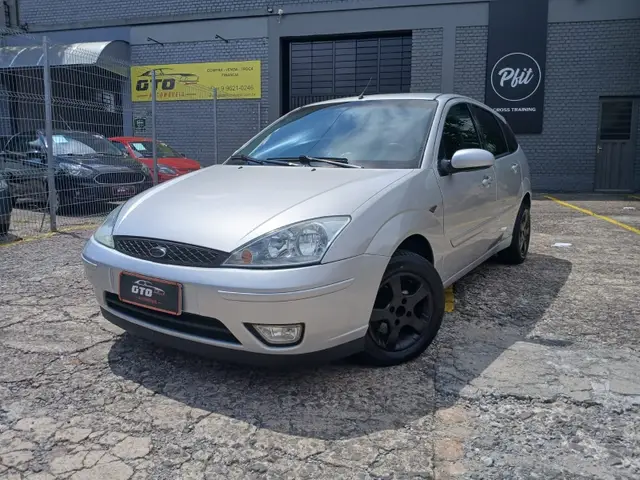 Carro Ford Focus Hatch 2006 GLX 2.0 16V Duratec