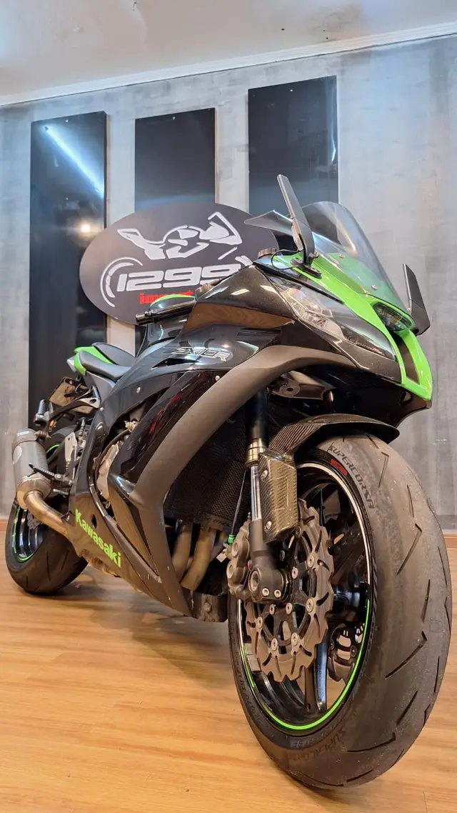 Moto Kawasaki Ninja 2012 Zx 10R (ABS)