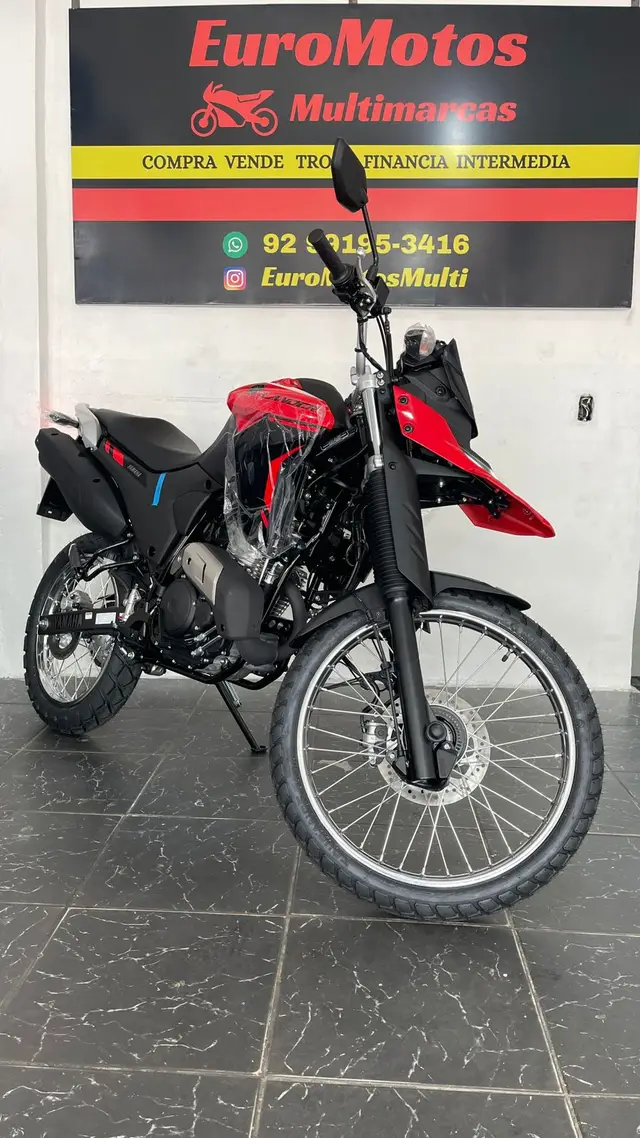 Moto Yamaha XTZ 250 Lander 2025 Connected