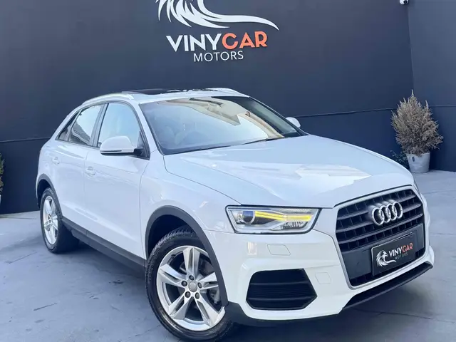 Carro Audi Q3 2016 1.4 TFSI Ambiente S Tronic