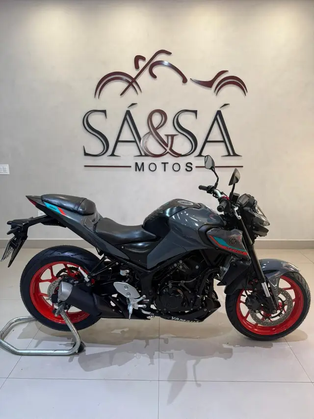Moto Yamaha MT-03 2024 ABS