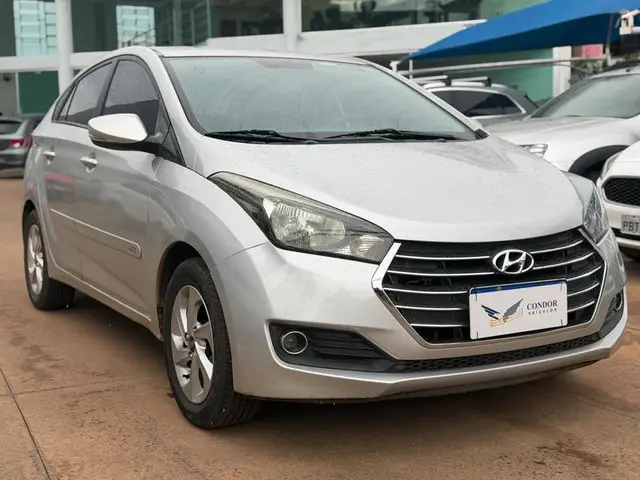 Carro Hyundai HB20S 2016 1.6 Comfort Plus (Flex)