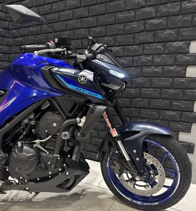Moto Yamaha MT-03 2025 ABS
