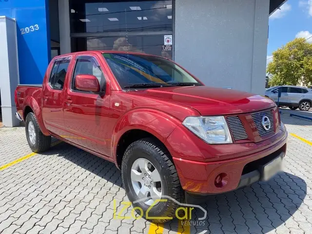 Carro Nissan Frontier 2013 XE 4x2 2.5 16V (cab. dupla)