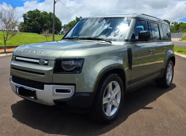 Carro Land Rover Defender 2021 SE 110 2.0 SI4 (Aut)