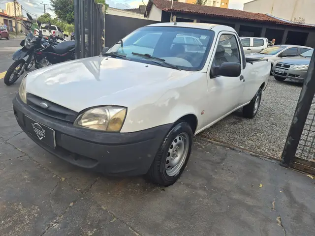 Carro Ford Courier 2009 L 1.6 (Flex)