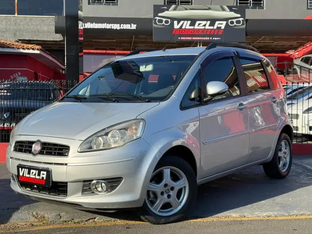 Carro Fiat Idea 2011 Attractive 1.4 8V (Flex)
