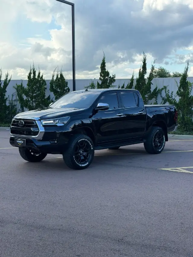 Carro Toyota Hilux Cabine Dupla 2022 SRX 2.8 TDI CD 4x4 (Aut)