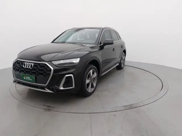 Carro Audi Q5 2023 Performance TFSIe
