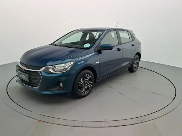 Carro Chevrolet Onix Plus 2025 LT 1.0