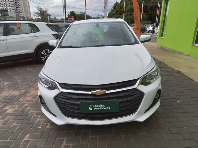 Carro Chevrolet Onix Plus 2024 LT 1.0