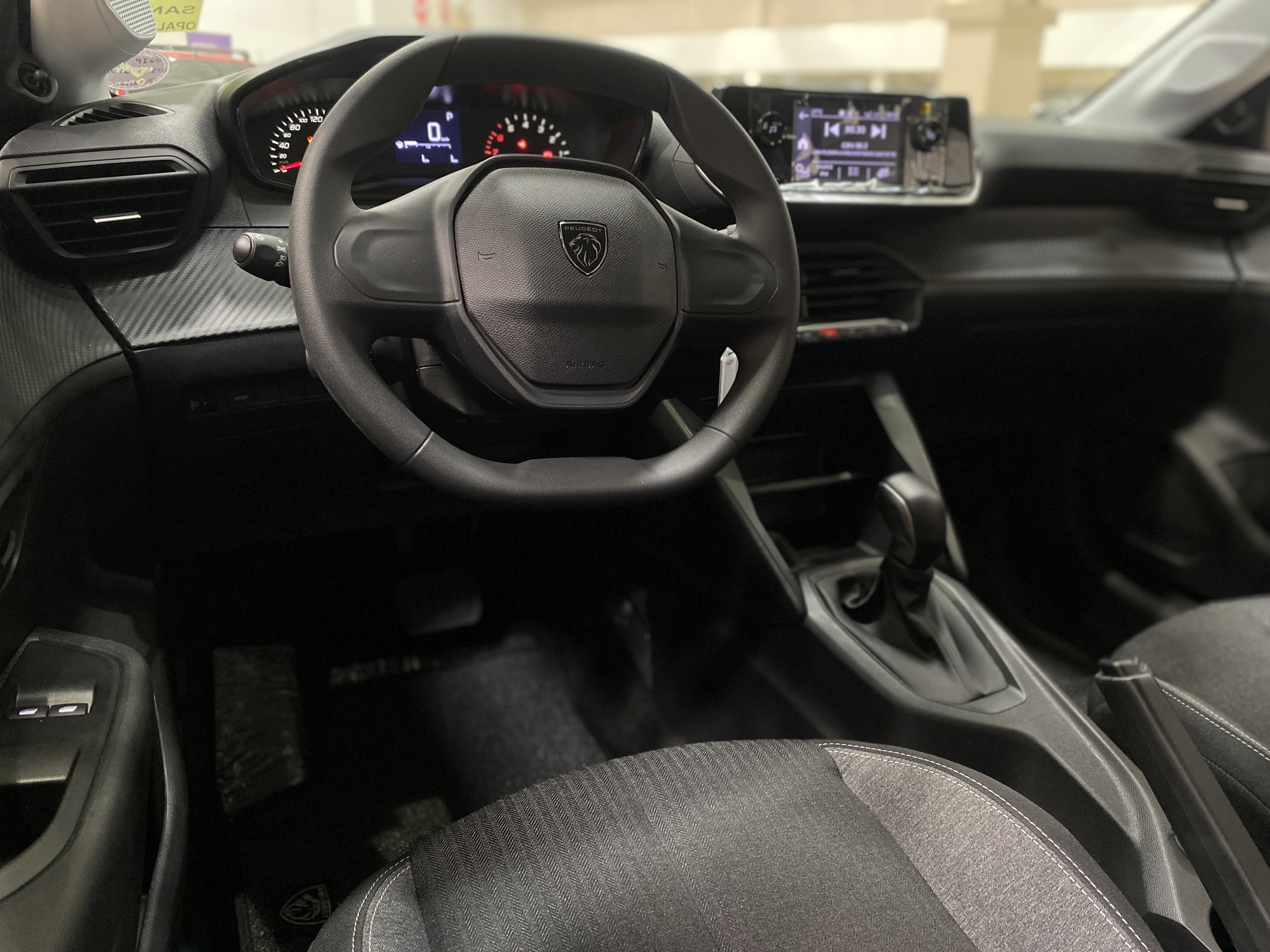 peugeot 208 active 1.0 t200 at