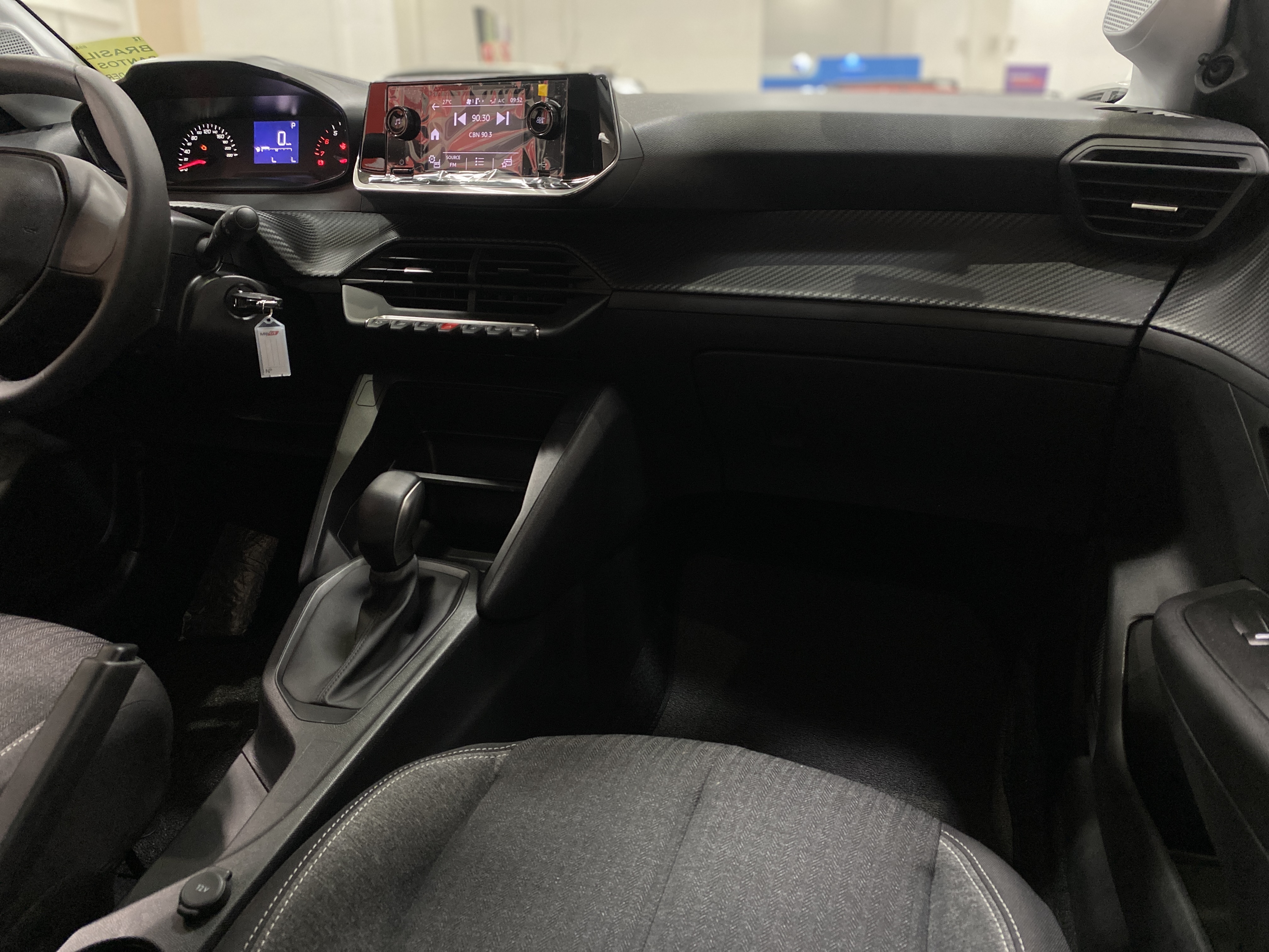 peugeot 208 active 1.0 t200 at