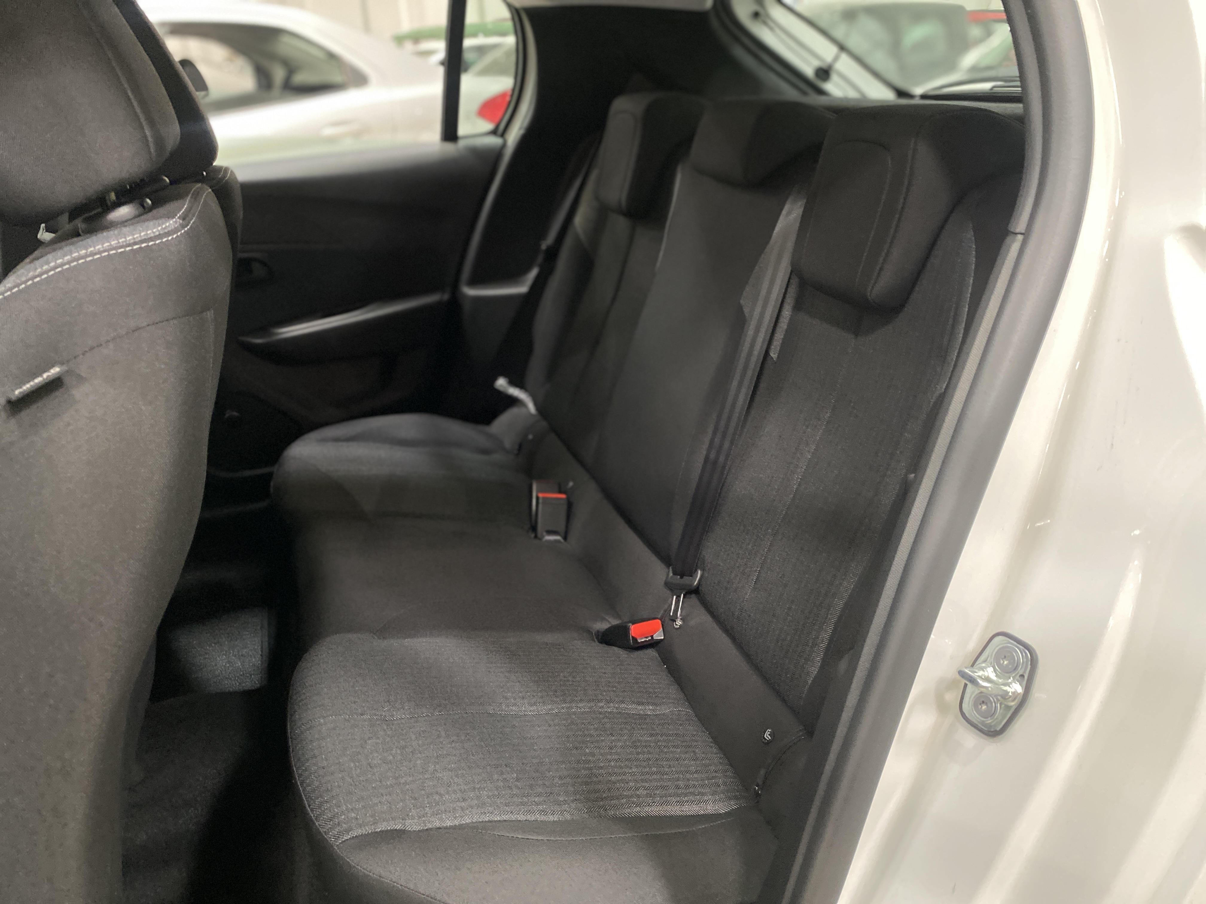 peugeot 208 active 1.0 t200 at