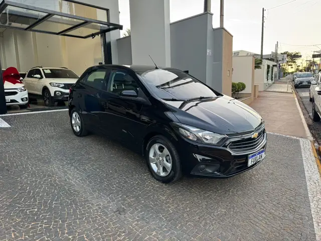 Carro Chevrolet Onix 2019 1.4 LT SPE/4