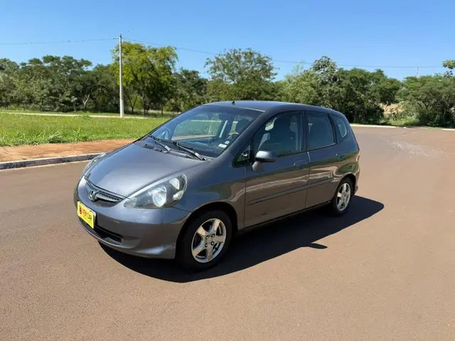 Carro Honda Fit 2008 LX 1.4