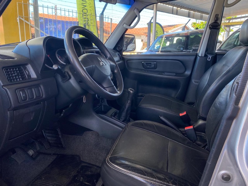 Mitsubishi Pajero TR4 2.0 16V 4x2 (Flex)