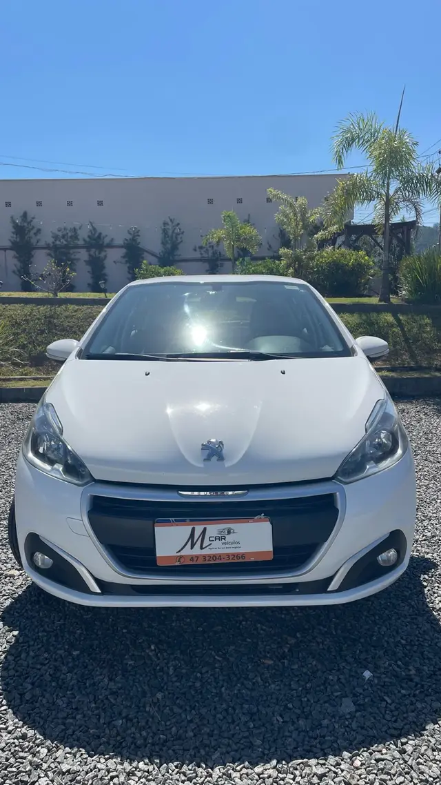 Carro Peugeot 208 2017 Active 1.2 12V (Flex)
