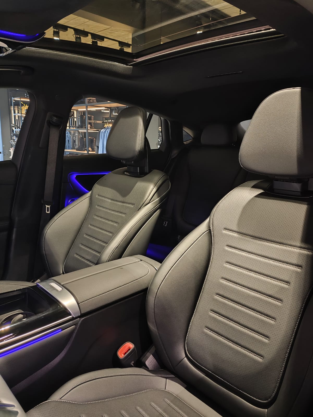 MERCEDES BENZ-GLC 300-AMG Line Coupe 4M 2.0 TB Aut.