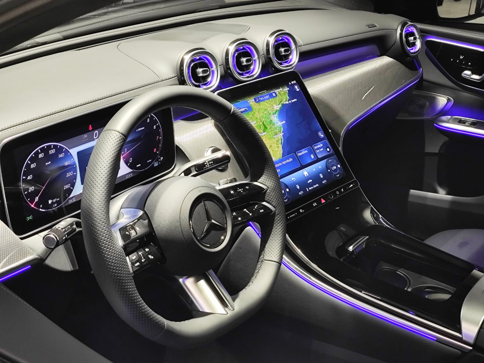 MERCEDES BENZ-GLC 300-AMG Line Coupe 4M 2.0 TB Aut.