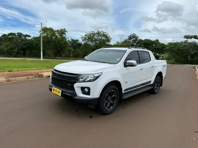 Carro Chevrolet S10 Cabine Dupla 2022 S10 2.8 CTDI High Country 4WD (Cabine Dupla) (Aut)