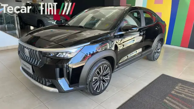 Carro Fiat Fastback 2026 Turbo 200