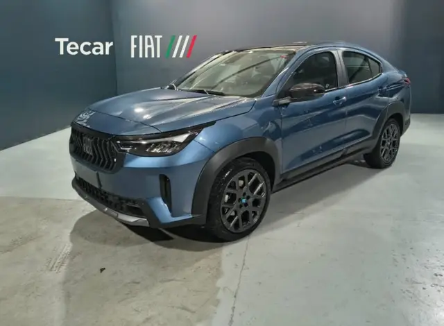 Carro Fiat Fastback 2026 Turbo 200