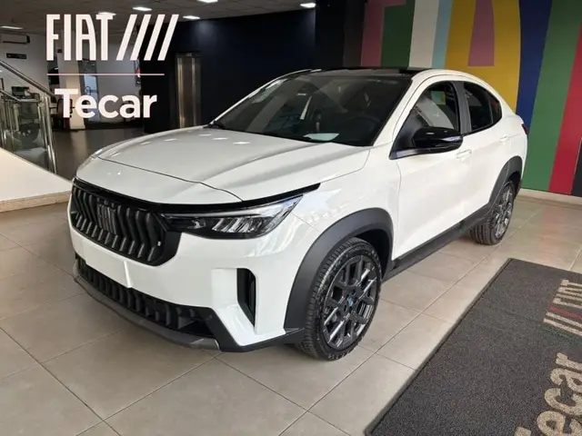 Carro Fiat Fastback 2026 Turbo 200