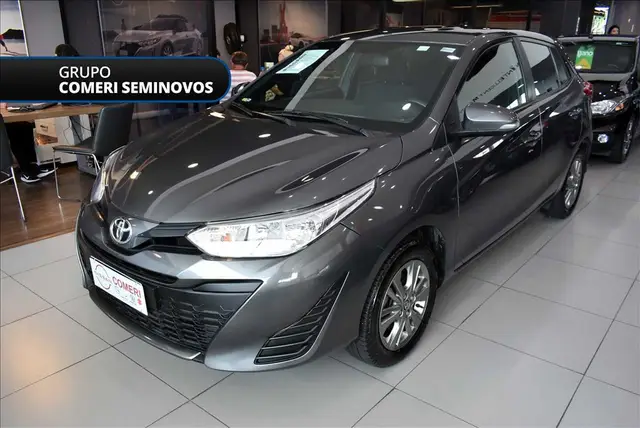 Carro Toyota Yaris Sedan 2022 1.5 XL Plus Connect CVT (Flex)