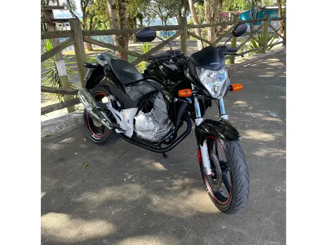 Moto Honda CB 300R 2014 (ABS)