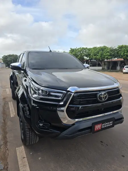 Carro Toyota Hilux Cabine Dupla 2025 SRX 4x4 2.8 Diesel