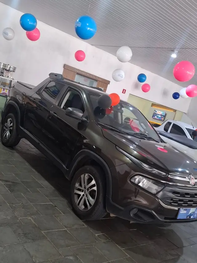Carro Fiat Toro 2017 Freedom 1.8 AT6 4x2 (Flex)